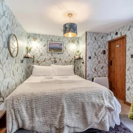 1 Bed In Oc-t29540 * Reeth