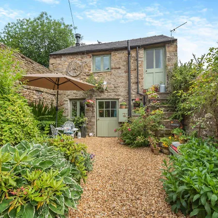 Holiday home The Little Barn -