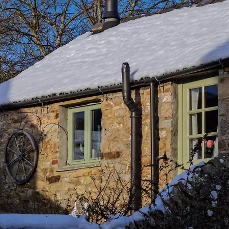 בית נופש The Little Barn - *