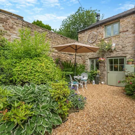 بيت للعطل The Little Barn - *